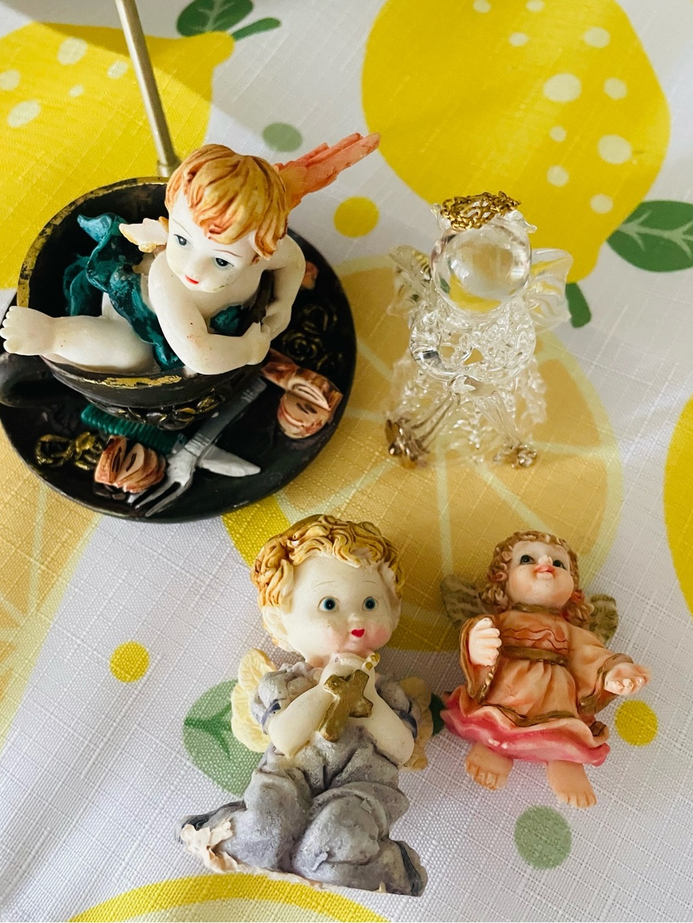 4 Angel Figurines in Yellow, Pink, Green and Gold Accents
